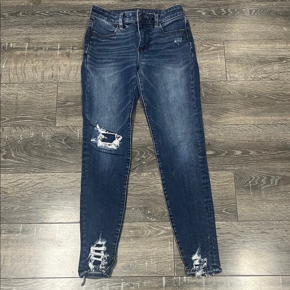 American Eagle Outfitters Denim - American Eagle The Dream Jean Hi-Rise Jegging size 2
